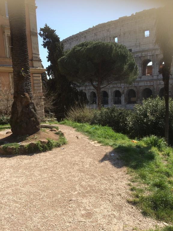 Semesterbostad Casa Vacanza Colosseo Whole Holiday Da Pamino & Priscilla *